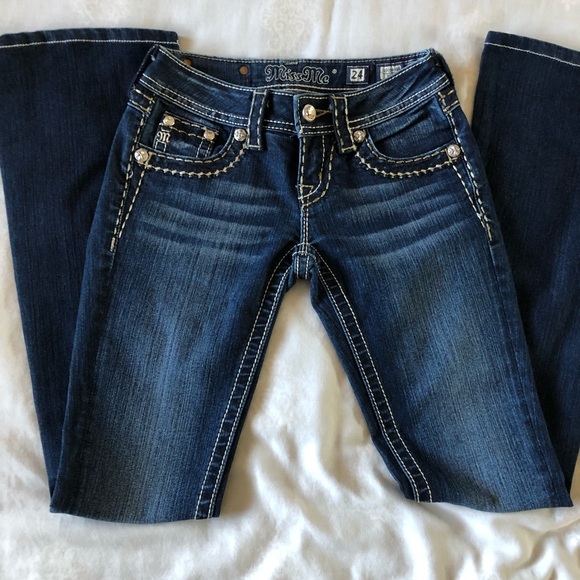 Miss Me boot cut jeans with decorative buttons. - Picture 4 of 7